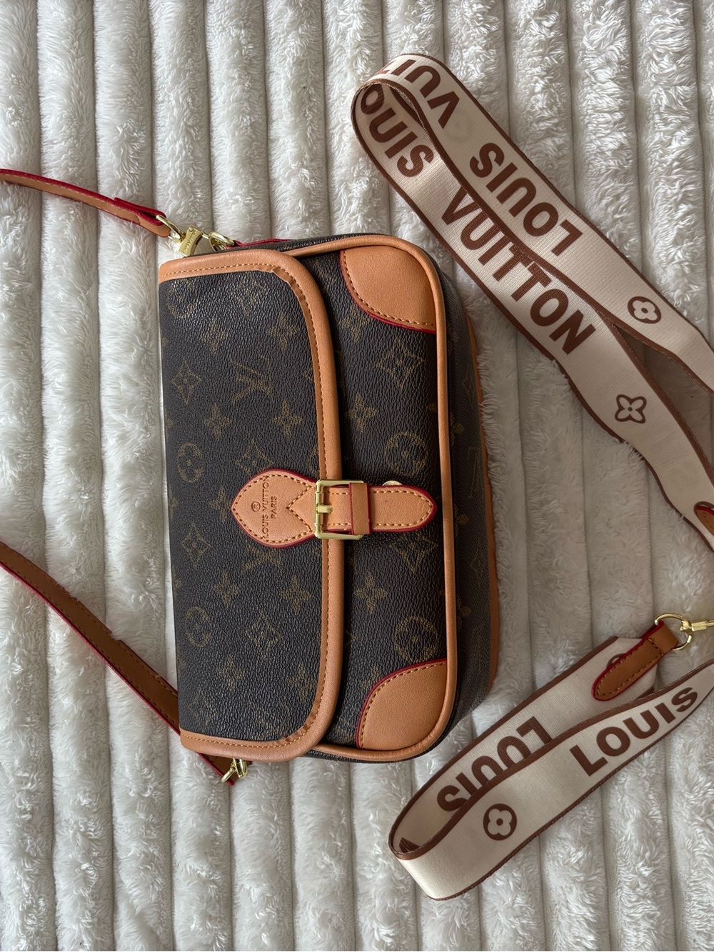 Shoulder bag - Picture 7 of 7